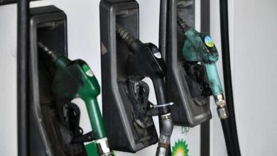 Ο ΟΠΕΚ αποφασίζει μείωση της παραγωγής του πετρελαίου - Πώς κινούνται οι τιμές στην αντλία