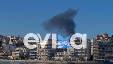 Φωτιά σε εγκαταλειμμένο εργοστάσιο στη Χαλκίδα