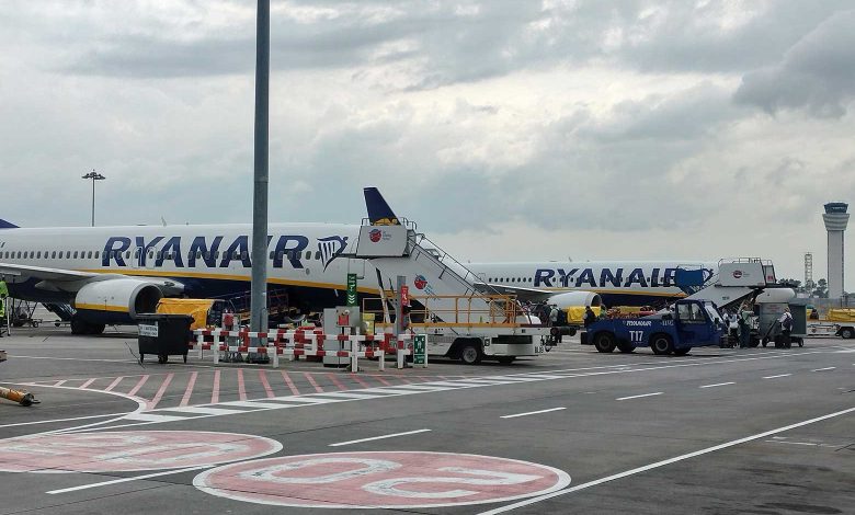 RYANAIR