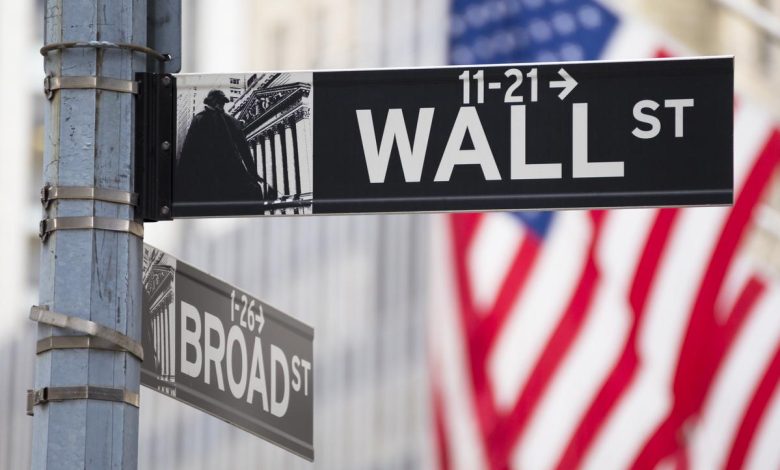 Με κέρδη έκλεισαν οι δείκτες της Wall Street