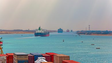 Σουέζ – Παναμάς: Τι σημαίνουν οι «δίδυμες κρίσεις» στο διεθνές θαλάσσιο εμπόριο