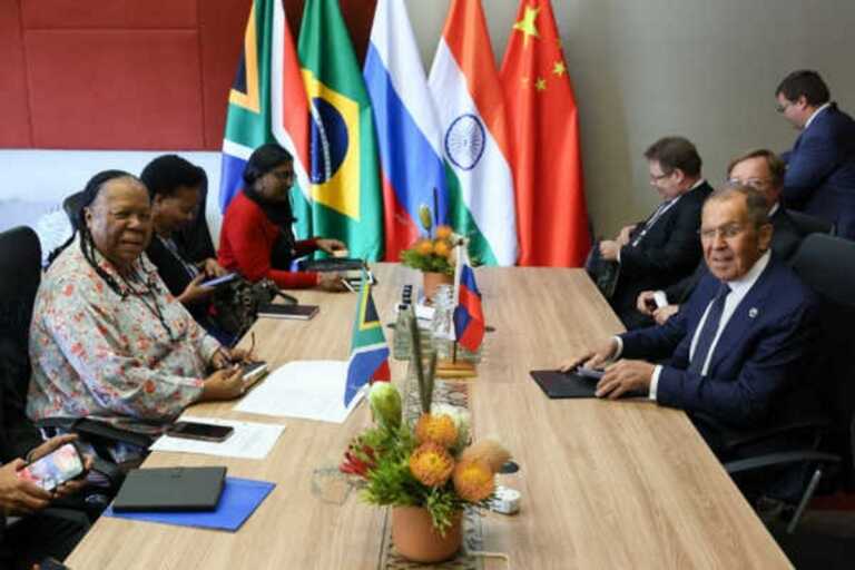 BRICS: Πέντε νέα μέλη από 1η Ιανουαρίου και σημαντική ενίσχυση των οικονομικών μεγεθών που εκπροσωπεί