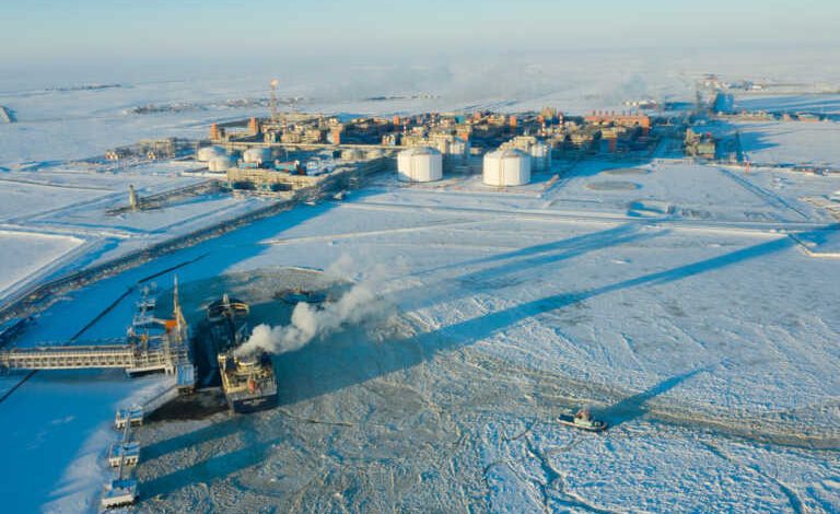 Ρωσία: Η Novatek λέει πως ανέστειλε τις επιχειρήσεις στον τερματικό σταθμό αερίου στη Βαλτική όπου εκδηλώθηκε φωτιά