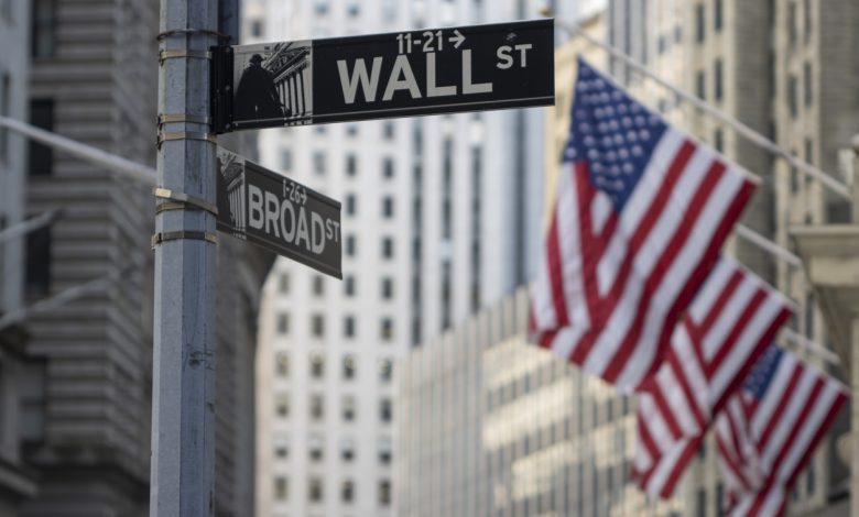 Σε θετικό έδαφος έκλεισαν οι χρηματιστηριακοί δείκτες στη Wall Street – Ενδοσυνεδριακό ιστορικό υψηλό για τον Nasdaq 