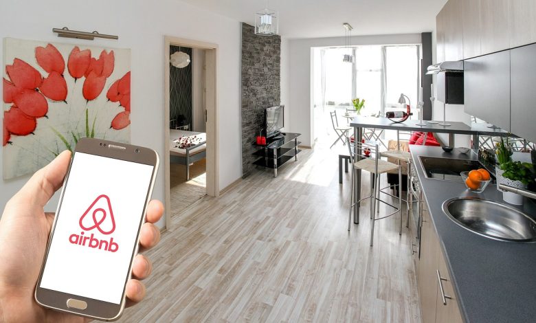 Airbnb Νέοι κανόνες για τα από τις 10 Μαΐου: Ανατροπές στη βραχυχρόνια μίσθωση airbnb 3399753 1280
