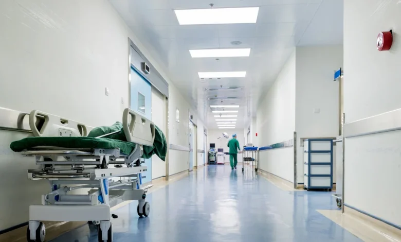 Iδιωτική ασφάλιση υγείας ΠΑΣΟΚ : Ασύδοτη κερδοσκοπία ιδιωτικών νοσοκομείων και ασφαλιστικών εταιρειών germania nosokomeio diadromos.jpg