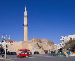 Ρέθυμνο: Η Καρδιά της Κρήτης – Εκεί που η Ομορφιά έχει Πατρίδα temenos n3ratze odeio