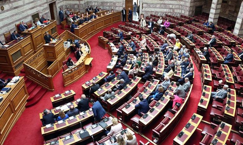 Στη Βουλή το φορο-νομοσχέδιο, νέες κλίμακες και αυξήσεις στα σώματα ασφαλείας VOULI23