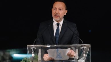 Στουρνάρας: Η απάντηση στο ΠΑΣΟΚ για τις αυξήσεις στα ασφάλιστρα υγείας stournaras